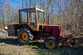 Szybkość motocykla, siła ciągnika, potęga sentymentu