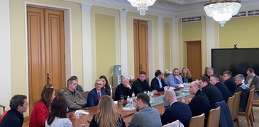Senator otrzymuje groźby za pomoc Ukrainie