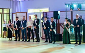 Nie było studniówki, jest bal