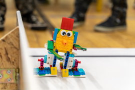 Ludzie, roboty, programowanie i rywalizacja (aktualizacja)
