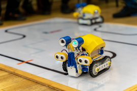 Ludzie, roboty, programowanie i rywalizacja (aktualizacja)