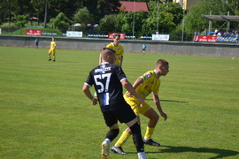 Juniorów zderzenie ze ścianą