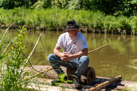 Tratwa, klacz i kanał