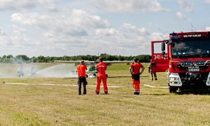 Awaria i pożar samolotu. Ćwiczenia na lotnisku