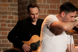 Jazz w bibliotecznych murach