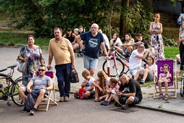 Dźwięki popłynęły po schodach
