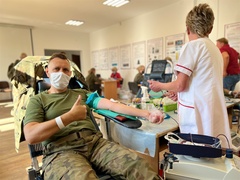 Popłynęła żołnierska, tak potrzebna innym, krew