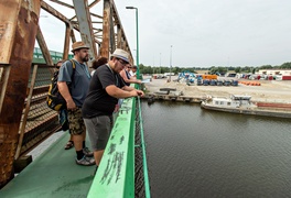 Pod  elbląską banderą