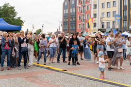 Muzyka... popłynęła