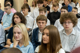 Żegnaj lato na rok! Uczniowie wrócili do szkolnych ławek