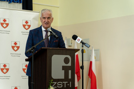 Żegnaj lato na rok! Uczniowie wrócili do szkolnych ławek