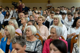 Żegnaj lato na rok! Uczniowie wrócili do szkolnych ławek