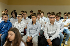 Żegnaj lato na rok! Uczniowie wrócili do szkolnych ławek