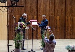 75 lat szkoły pełnej muzyki