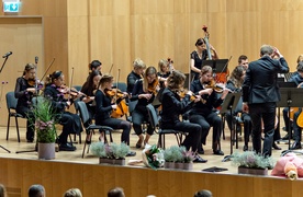 75 lat szkoły pełnej muzyki