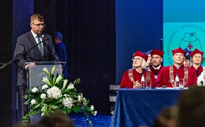 Z nową nazwą i nowym kierunkiem w nowy rok akademicki