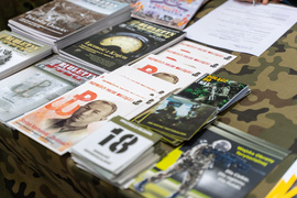 Praca (i szkoła) szukają człowieka