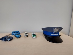 Przeprowadzka policji z Młynar