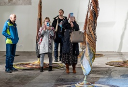 Trawa, wosk i Wszechświat. Nowa wystawa w Galerii EL