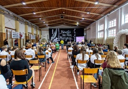 \"Mówili na nią Marynia\"