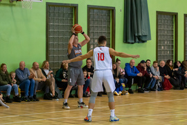 Podziurawiony kosz Wilków