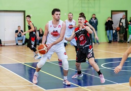 Elbląscy koszykarze z kolejnym zwycięstwem