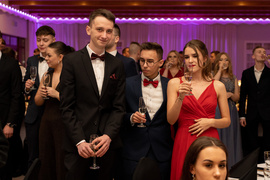 Szczęśliwy, bo studniówkowy piątek trzynastego w ZSTI