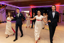 Szczęśliwy, bo studniówkowy piątek trzynastego w ZSTI