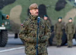 Mariusz Błaszczak w Elblągu: „Nasycamy wojskiem polskim wschodnią część naszego kraju”