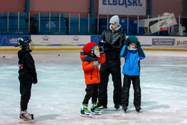 Igrce na lodowisku Helena