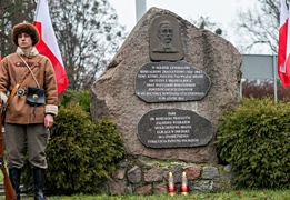Powstańcza lekcja historii ze współczesnym akcentem
