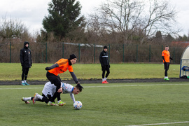 W meczu sąsiadów lepszy drugoligowiec