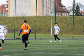 W meczu sąsiadów lepszy drugoligowiec