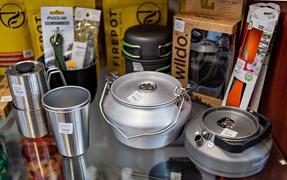 Arobroń. Turystyka, militaria i kopalnia pomysłów na prezent