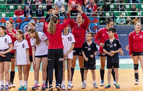 Start przegrał z wicemistrzyniami