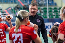 Start przegrał z wicemistrzyniami