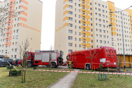 Narkotyki i nieznane chemikalia w mieszkaniu przy Okulickiego. Mieszkańcy ewakuowani  (aktualizacja) 