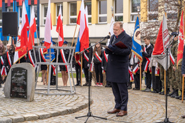 Patriotyczny obowiązek spełniony. Uroczystości pod pomnikiem