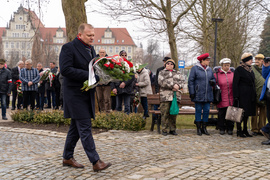 Patriotyczny obowiązek spełniony. Uroczystości pod pomnikiem