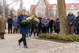 Patriotyczny obowiązek spełniony. Uroczystości pod pomnikiem