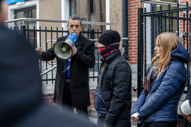 \"To, co się dzieje w telewizji publicznej, to niestety zakrawa na dramat\"