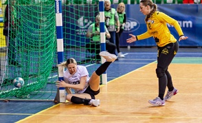 Start ponownie lepszy od beniaminka z Gniezna