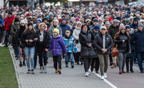 Z krzyżem przez Elbląg