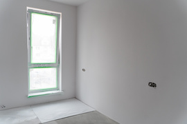 Pierwsza czynszówka przy Wiejskiej na finiszu