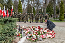 \"Myśl o ich losach powinna łączyć nas wszystkich\"