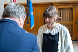 Prezydent rozdał stypendia