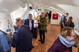Historia wyczytana z kości