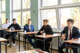 \"Kordian\" jak najbardziej, \"Potop\" niekoniecznie. Matury rozpoczęte