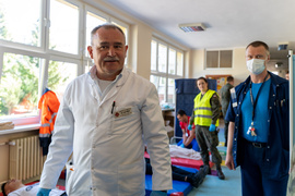 \"Morfina i albo wte, albo wewte\", czyli kryzysowe ćwiczenia urzędu