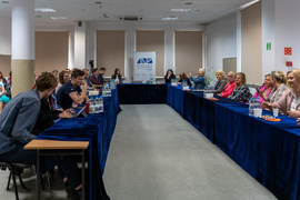 \"Depresyjni, zagubieni, samotni\". Rozmowy wokół zdrowia psychicznego młodych